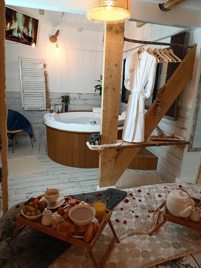 Le Marechal Duplex - Appartement Avec Jacuzzi - Caen Hyper Centre Екстер'єр фото
